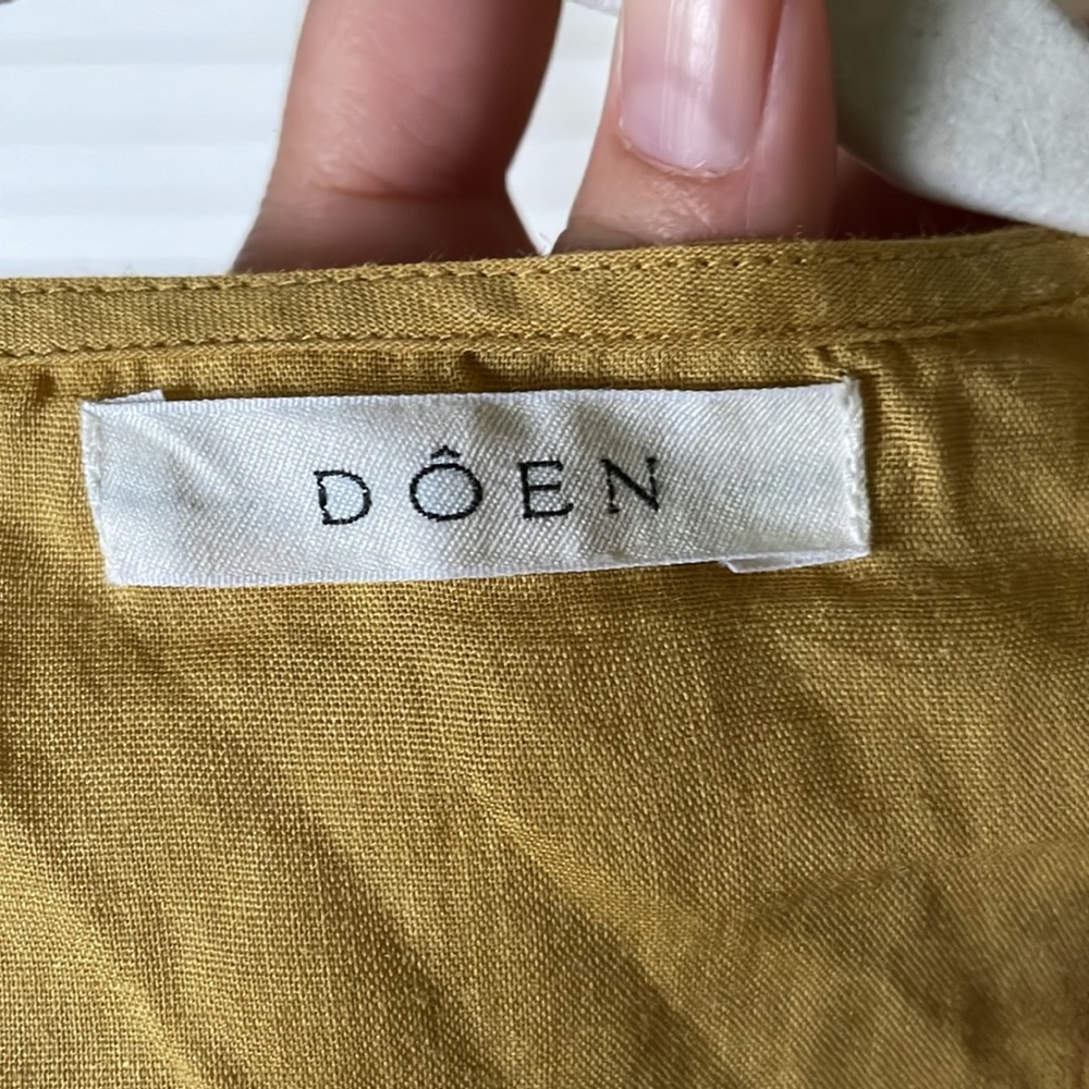 Doen Mustard Ruffle Collar Puff Sleeve Blouse - Picture 3 of 5